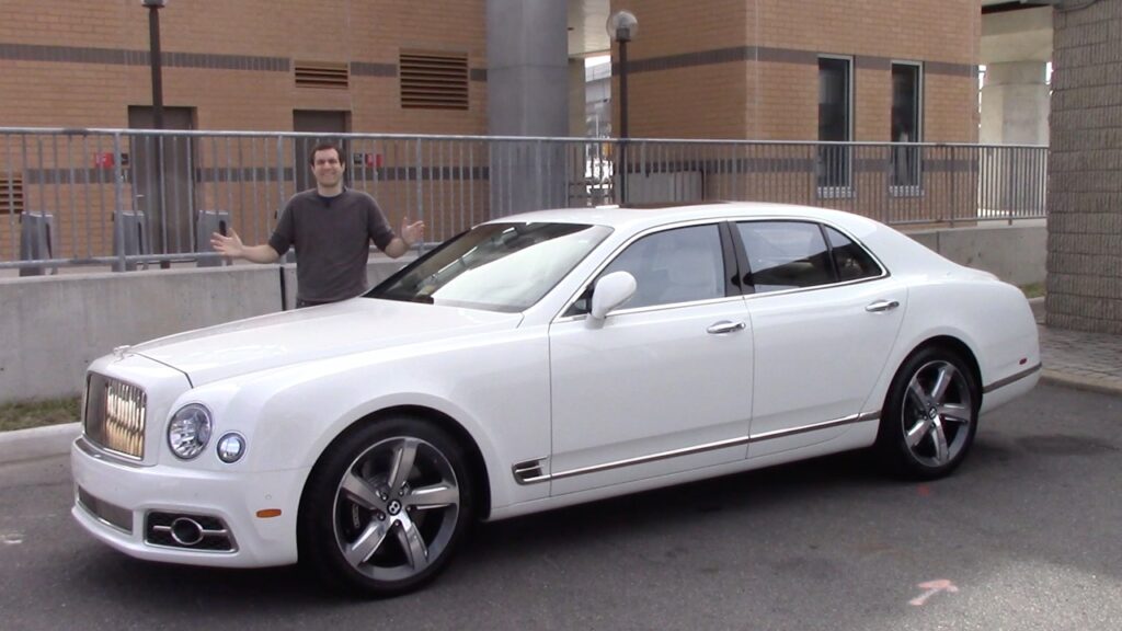International Guests? Ride Bentley Mulsanne in Miami