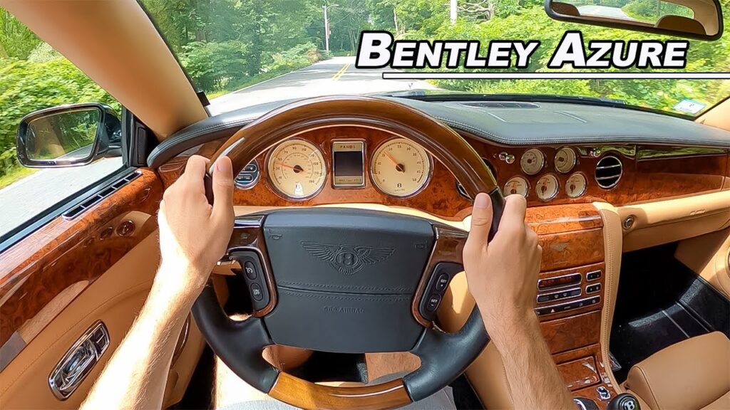 Global-Class Chauffeur in Miami – Bentley Azure