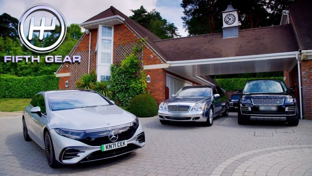 Executive Chauffeur Miami – Mercedes-Benz EQS Available